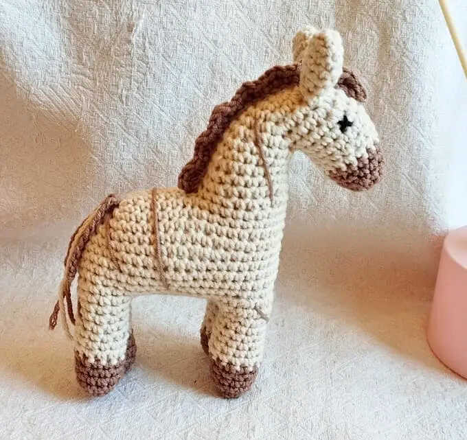 Cute Horse Amigurumi Free Crochet Pattern