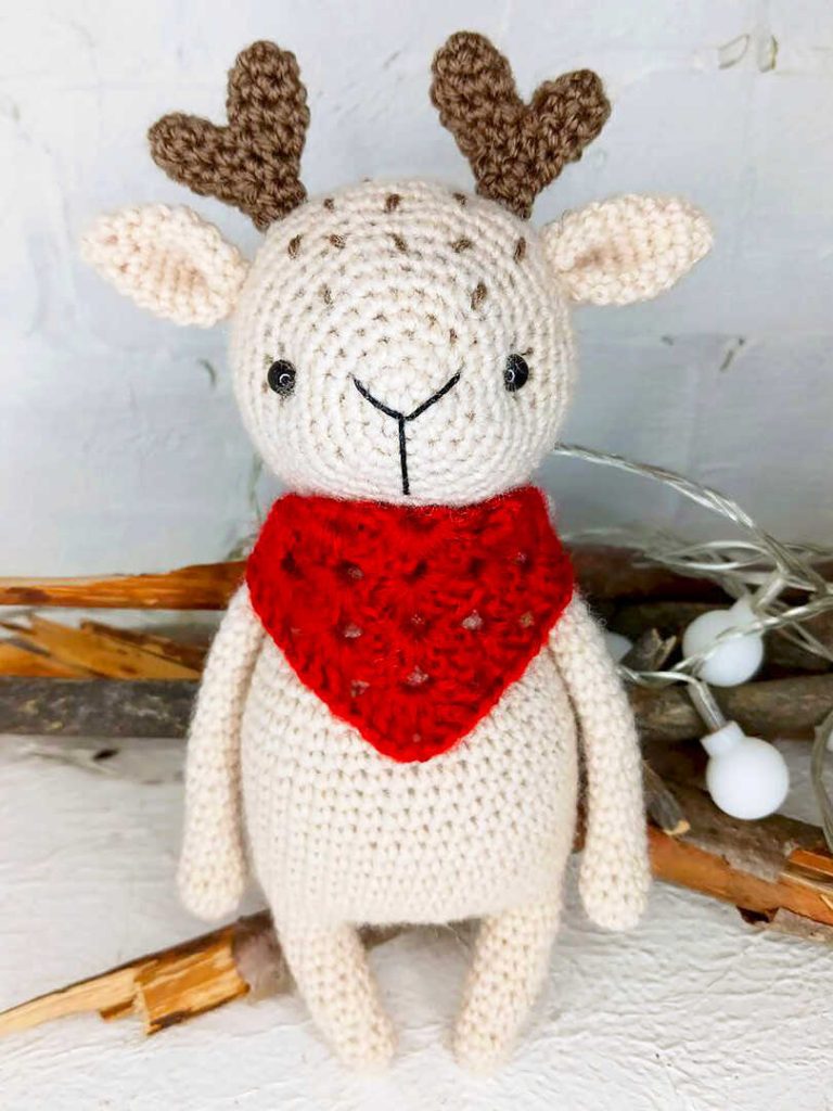 Cute Little Deer Amigurumi Free Crochet Pattern